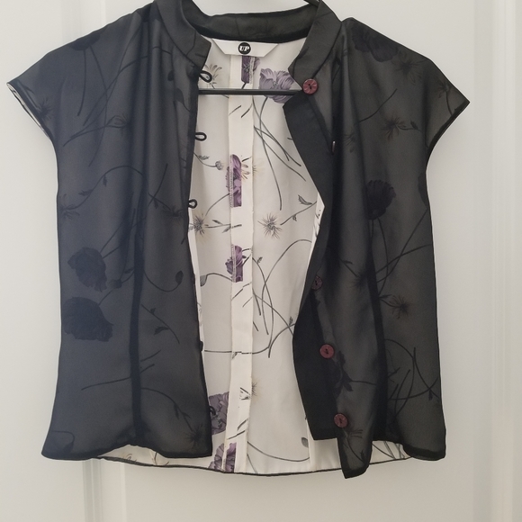 Asian style traditional top - Picture 1 of 1